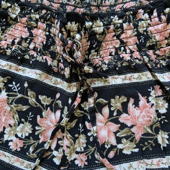 AEO flowy shorts - Picture 2 of 3